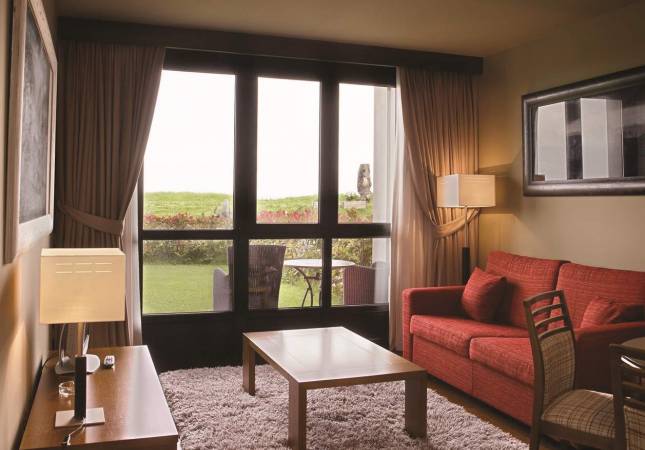 El mejor precio para Hotel Spa Hosteria de Torazo. El entorno más romántico con los mejores precios de Asturias
